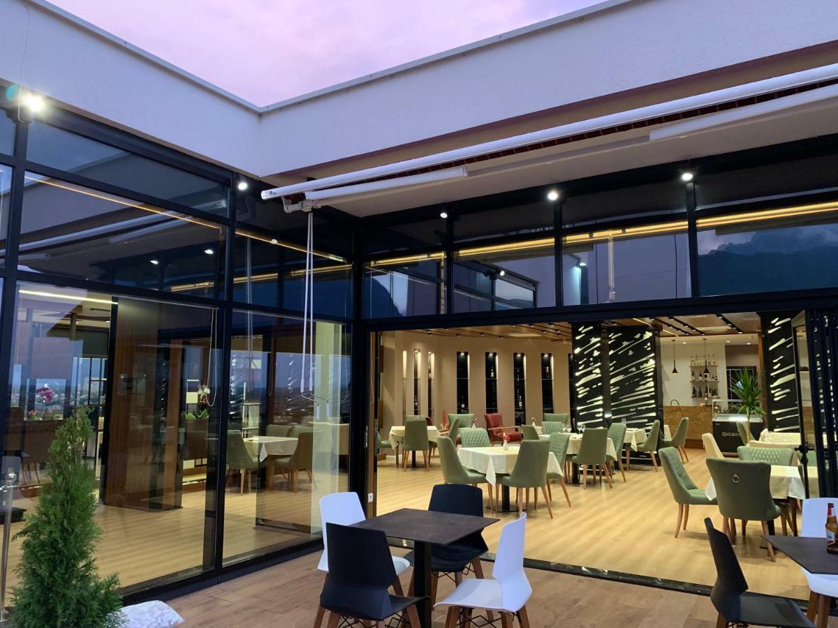 Kuint Hotel Peje Ngoại thất bức ảnh